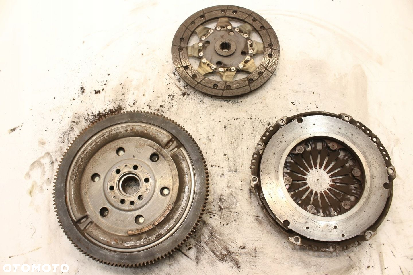Sprzęgło Koło Dwumasowe 9812079680 Citroen C4 Picasso II 1.6 e-HDI - 10