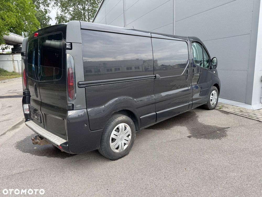 Opel Vivaro - 5