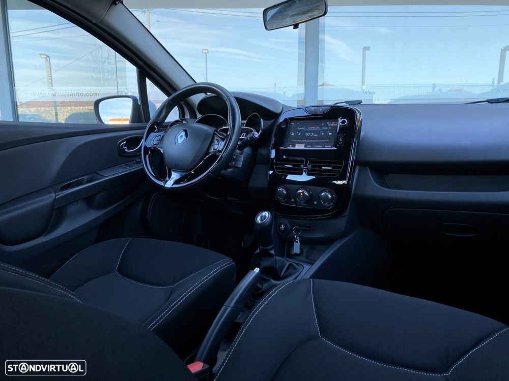 Renault Clio dCi 90 Dynamique - 17