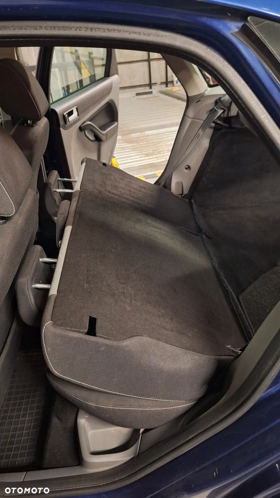 Ford Focus 1.8 FF Ambiente - 25