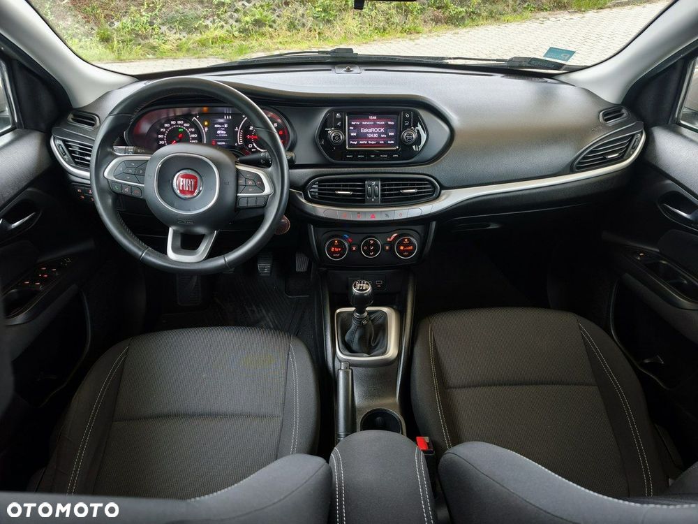 Fiat Tipo 1.4 T-Jet 16v Lounge - 33