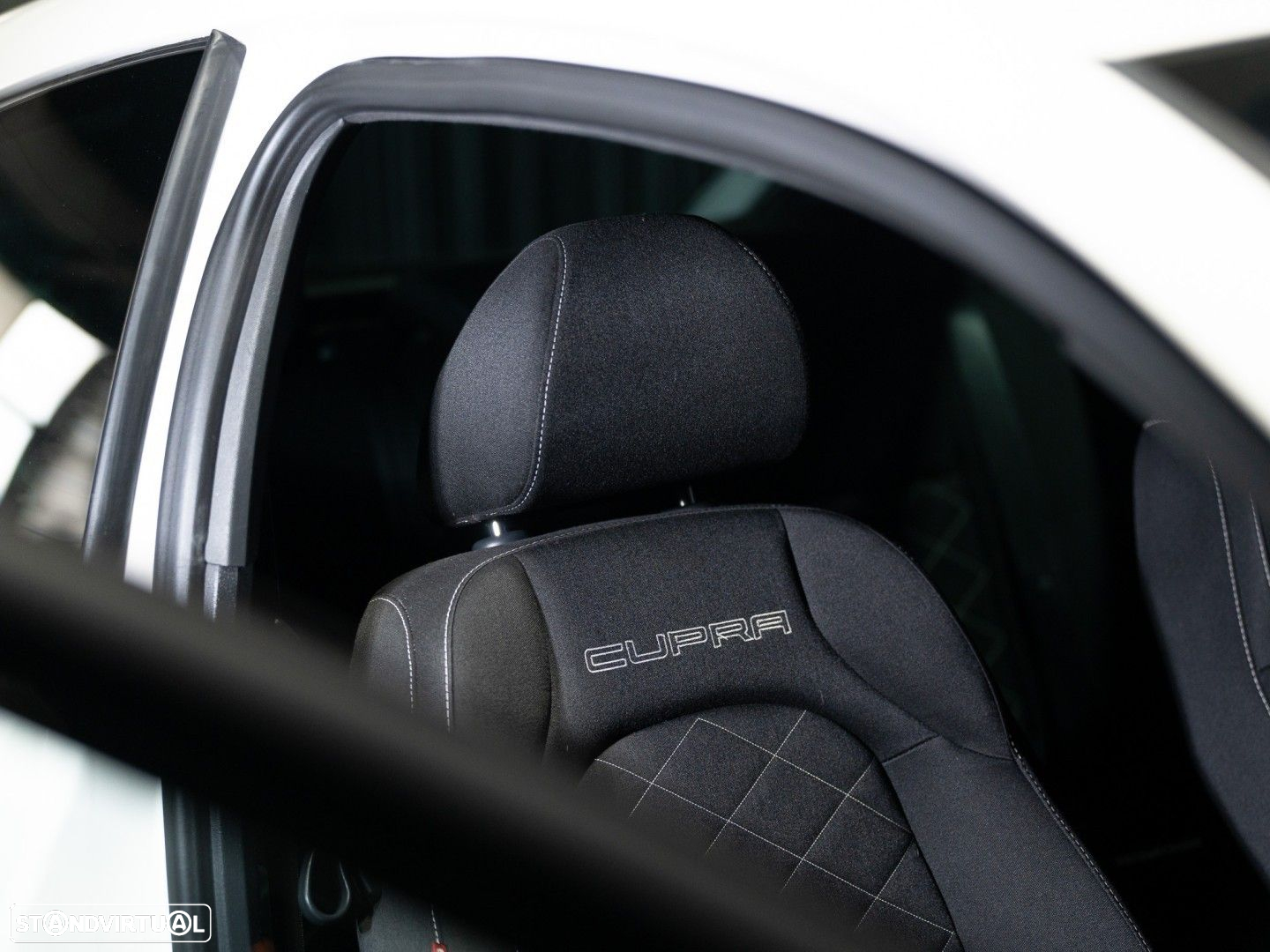 SEAT Ibiza SC 1.4 TSI Cupra DSG - 11