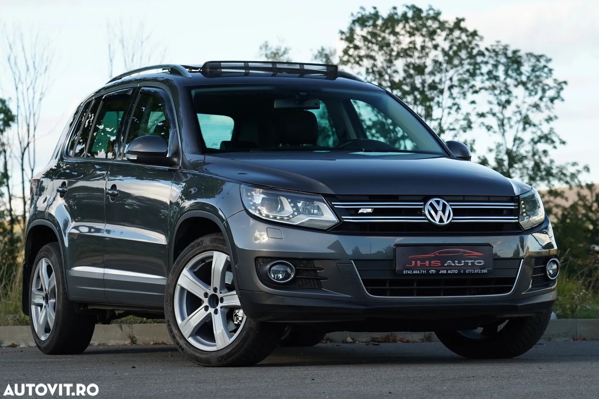 Volkswagen Tiguan 2.0 TDI DPF 4Motion BlueMotion Technology DSG Exclusive - 2