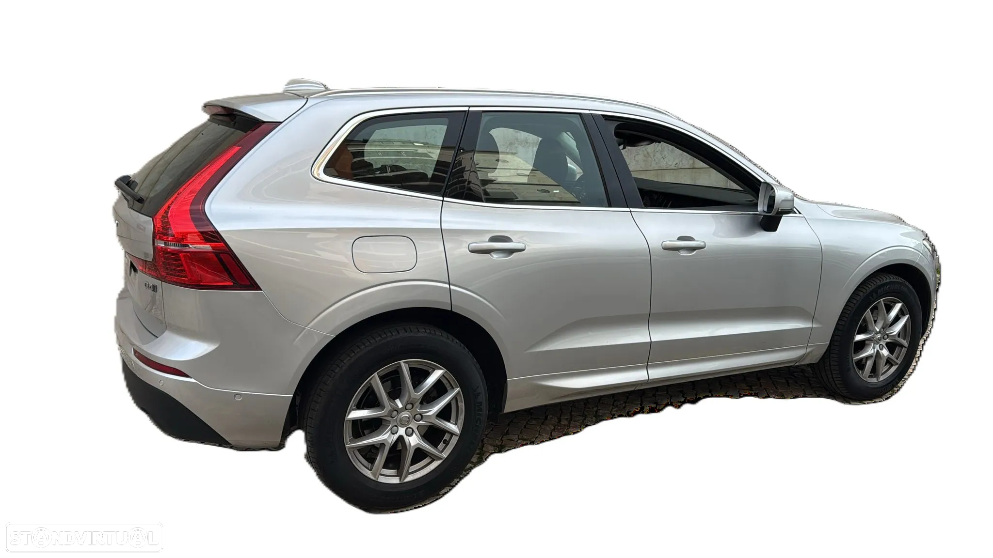 Volvo XC 60 2.0 D4 Momentum AWD Cluster A Geartronic - 3