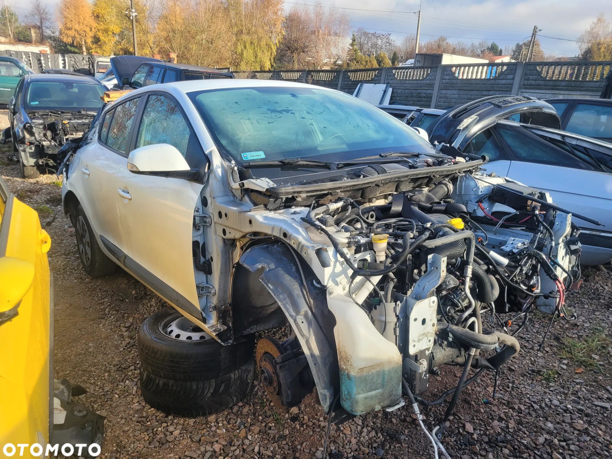 RENAULT MEGANE III fotel fotele kanapa deska kokpit podsufitka boczek boczki klamka podłokietnik licznik prędkościomierz - 1
