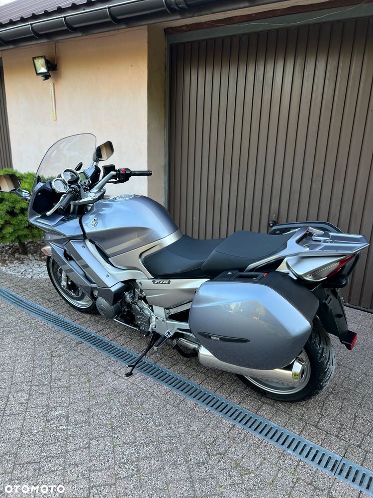 Yamaha FJR - 4