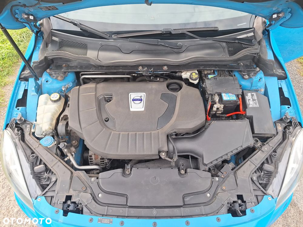 Volvo V40 - 17