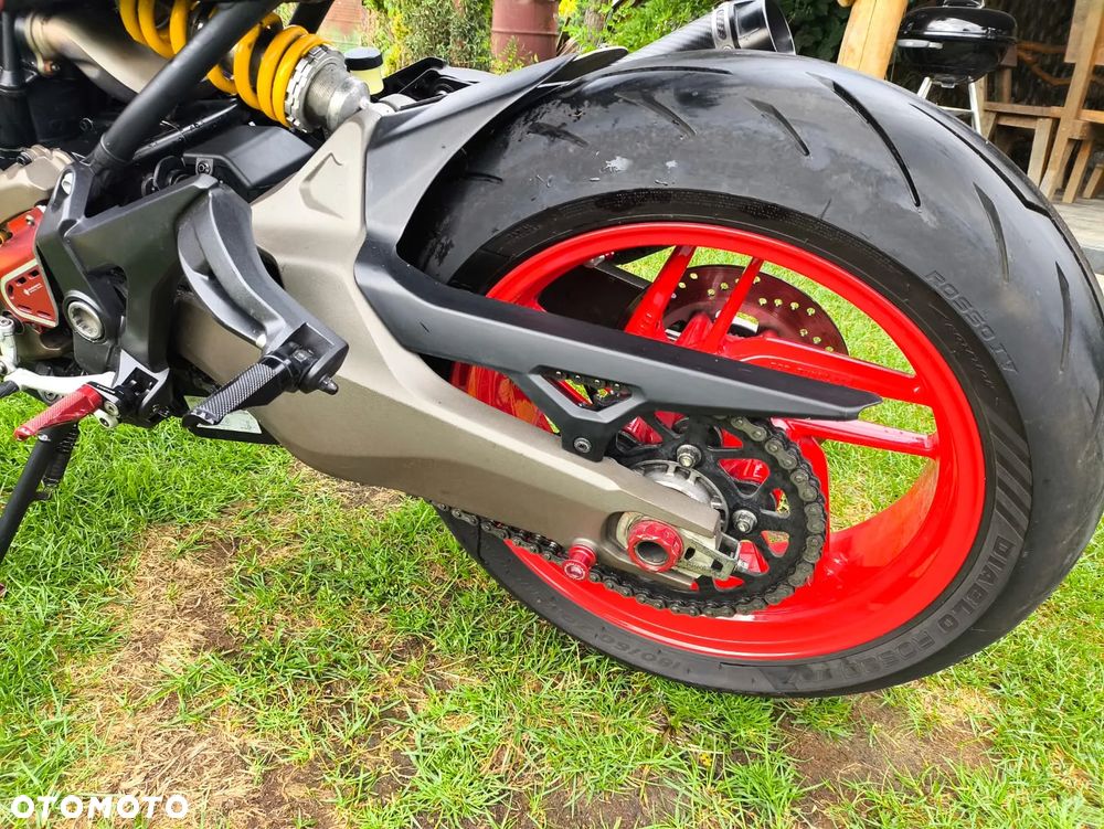 Ducati Monster - 21