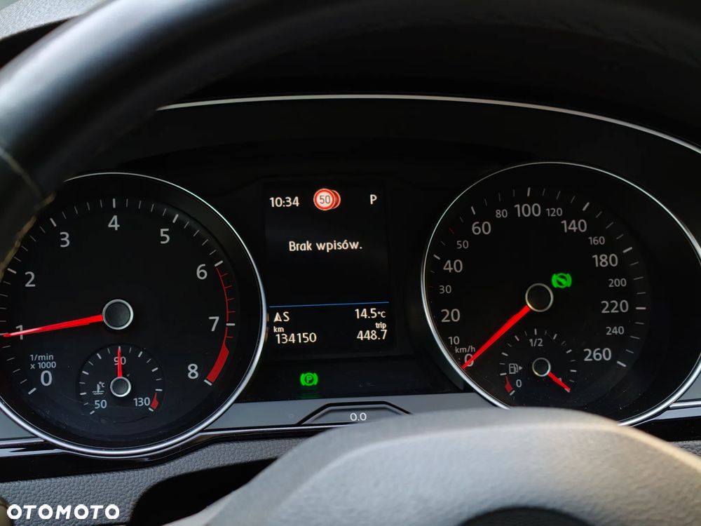 Volkswagen Passat 1.5 TSI EVO Business DSG - 36