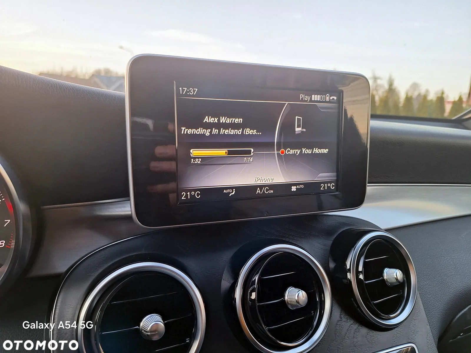 Mercedes-Benz GLC - 31