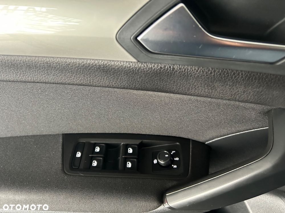 Volkswagen Touran 1.6 TDI BMT Trendline - 37