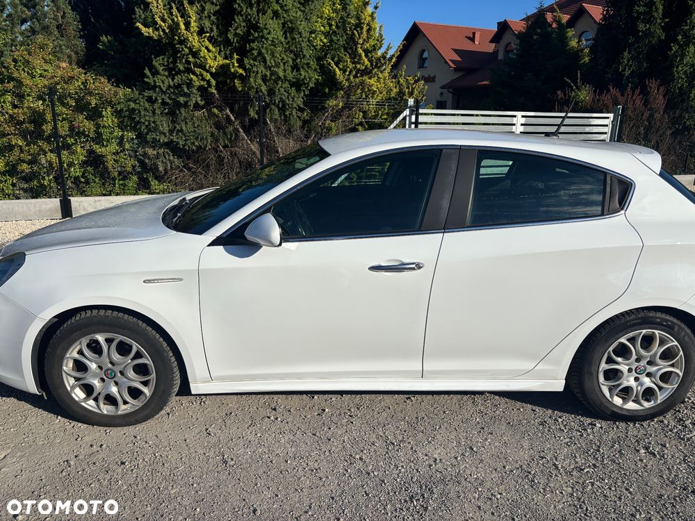 Alfa Romeo Giulietta 1.6 JTDM TCT - 4