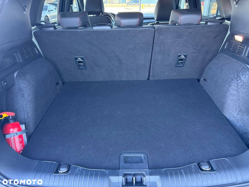 Ford Kuga - 22