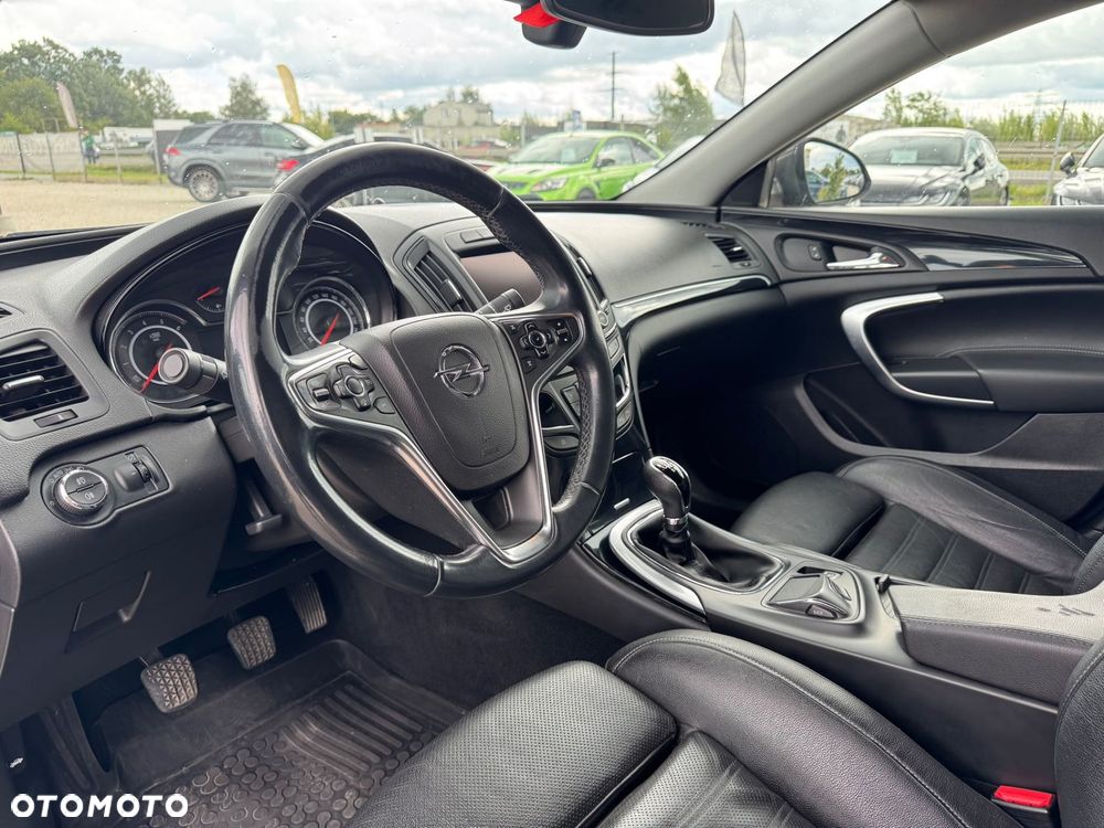 Opel Insignia - 11