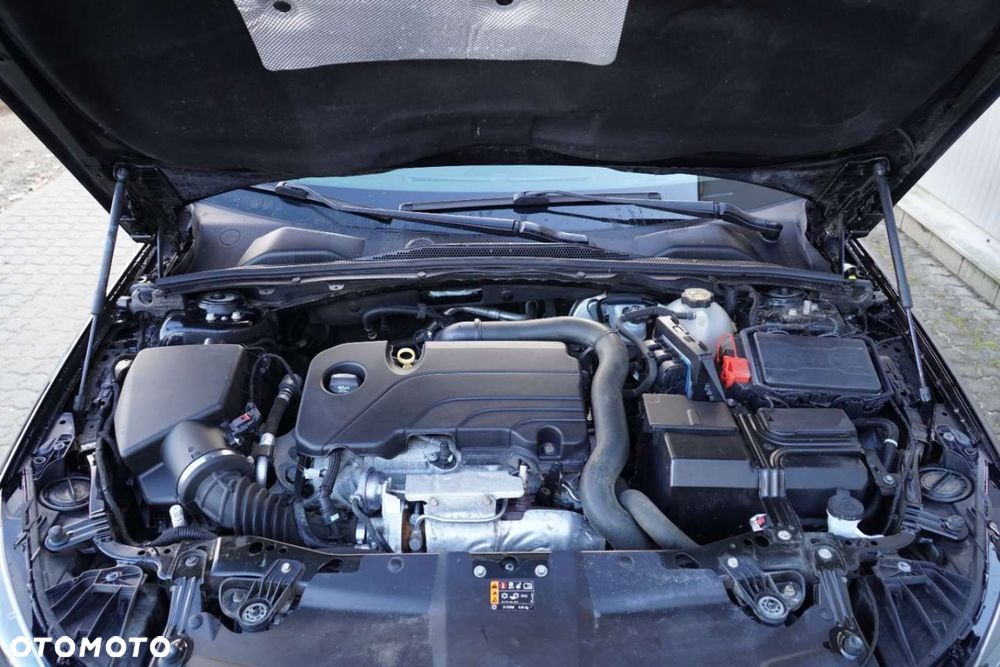 Opel Insignia 1.5 T Innovation S&S - 29