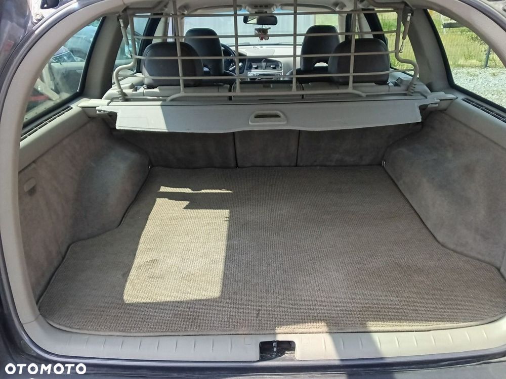 Volvo XC 70 - 28