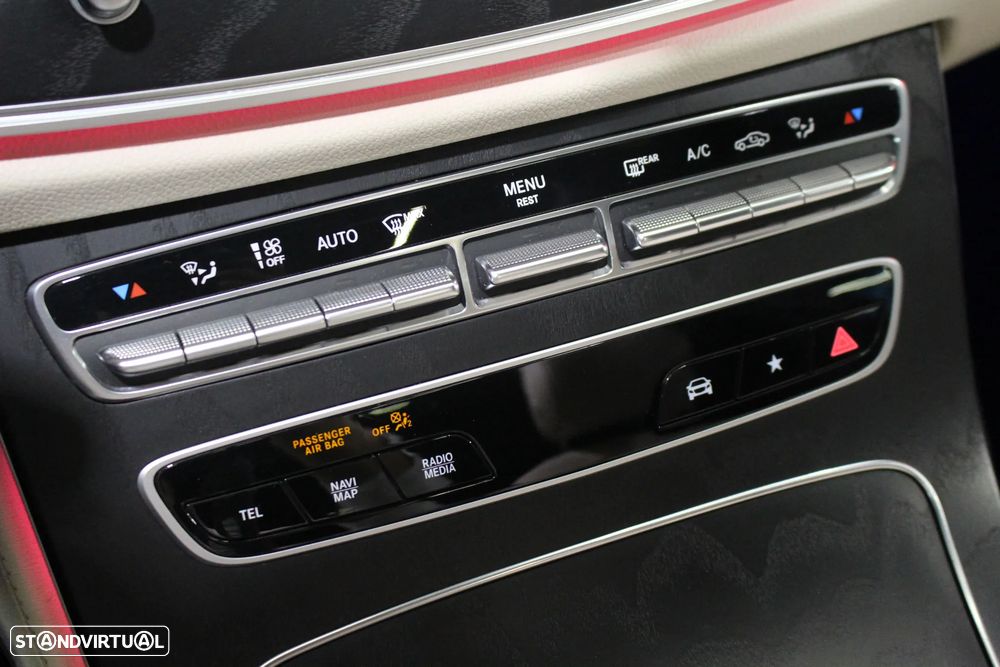 Mercedes-Benz E 53 AMG 4Matic+ - 41