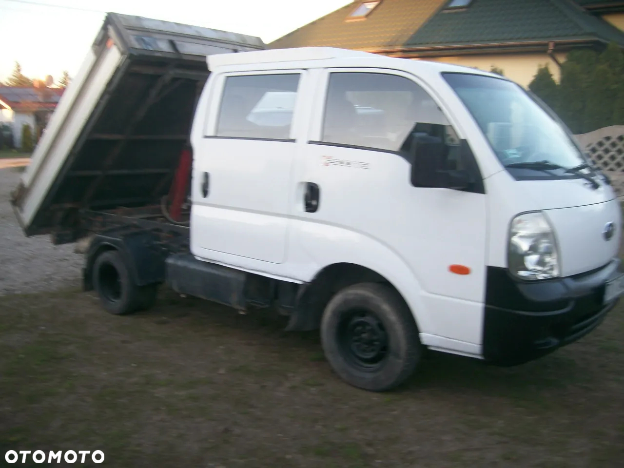 Kia Wywrotka, 6 osób, Doka - 3