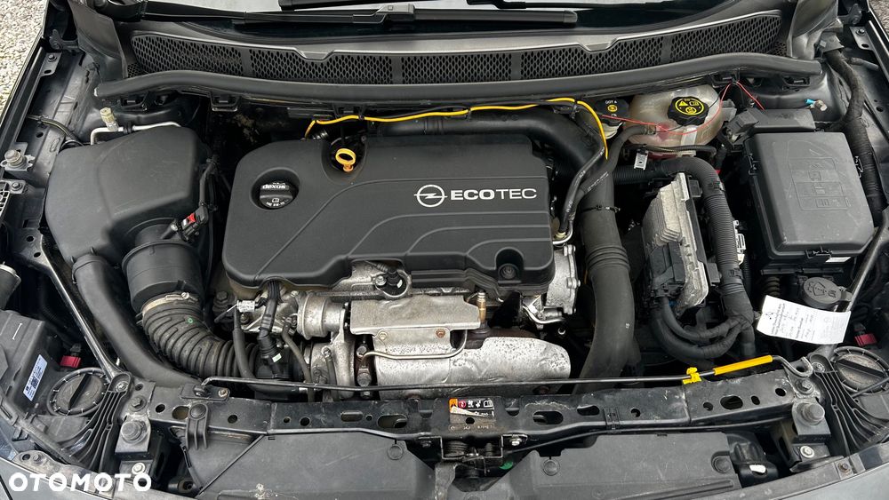 Opel Astra 1.4 Turbo Edition - 20