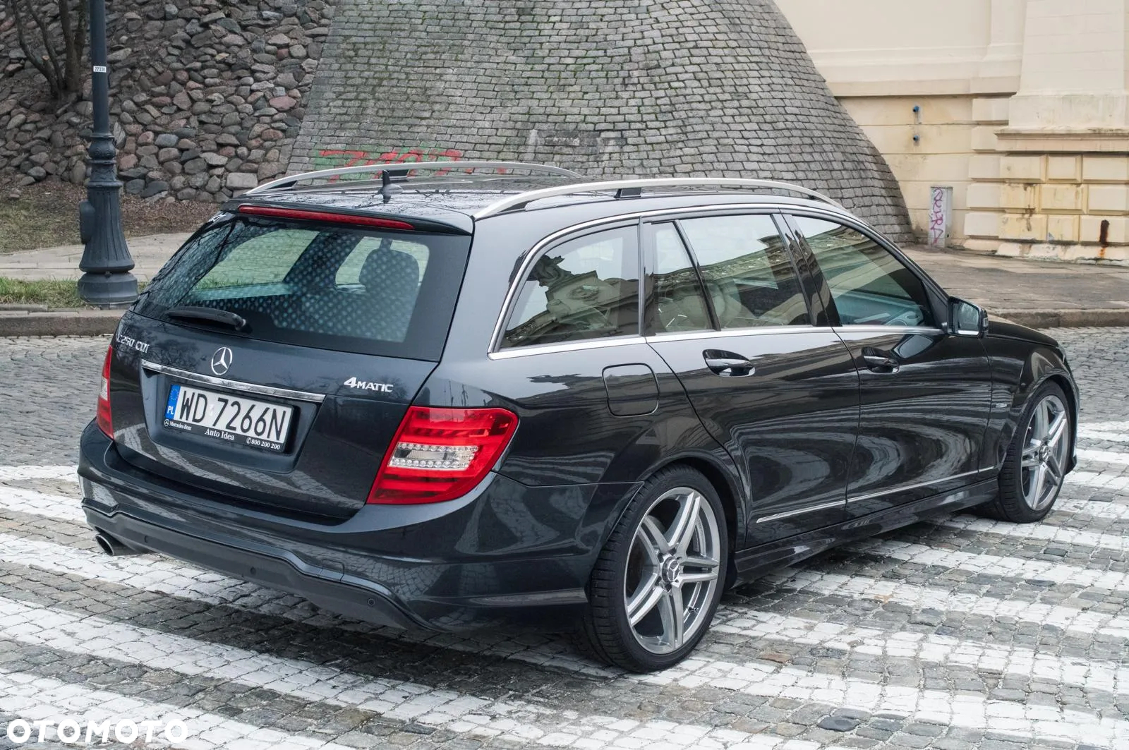 Mercedes-Benz Klasa C 250 (BlueTEC) d 4Matic T 7G-TRONIC AMG Line - 28