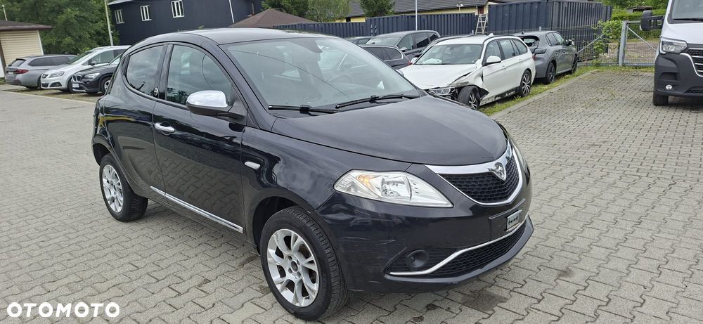 Lancia Ypsilon Y 0.9 TwinAir Turbo 8V Platinum - 1