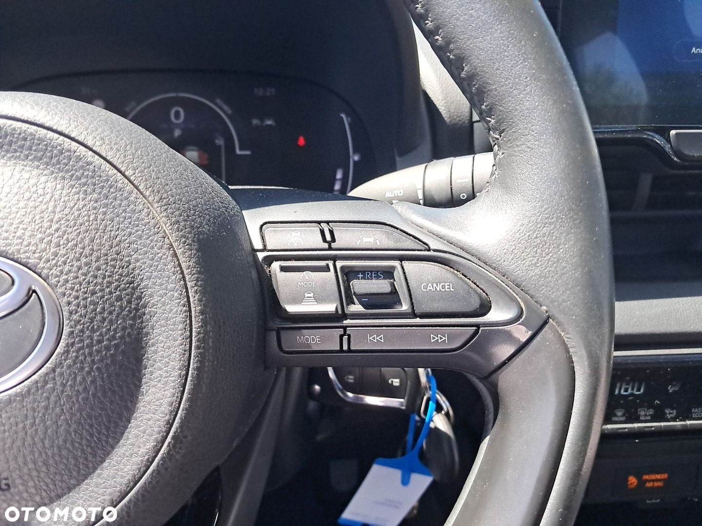 Toyota Yaris - 23