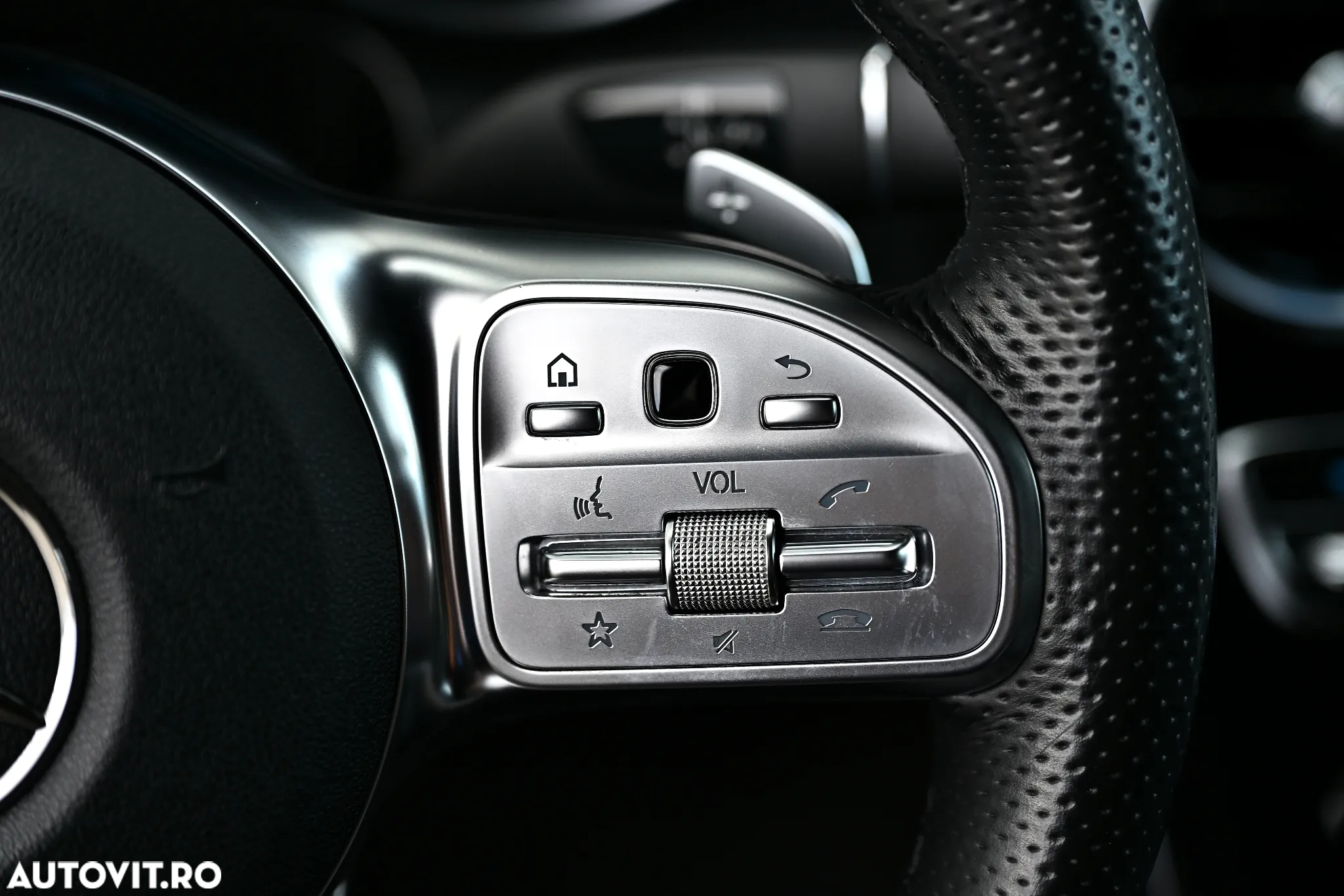 Mercedes-Benz GLC 220 d 4Matic 9G-TRONIC Edition AMG Line - 33