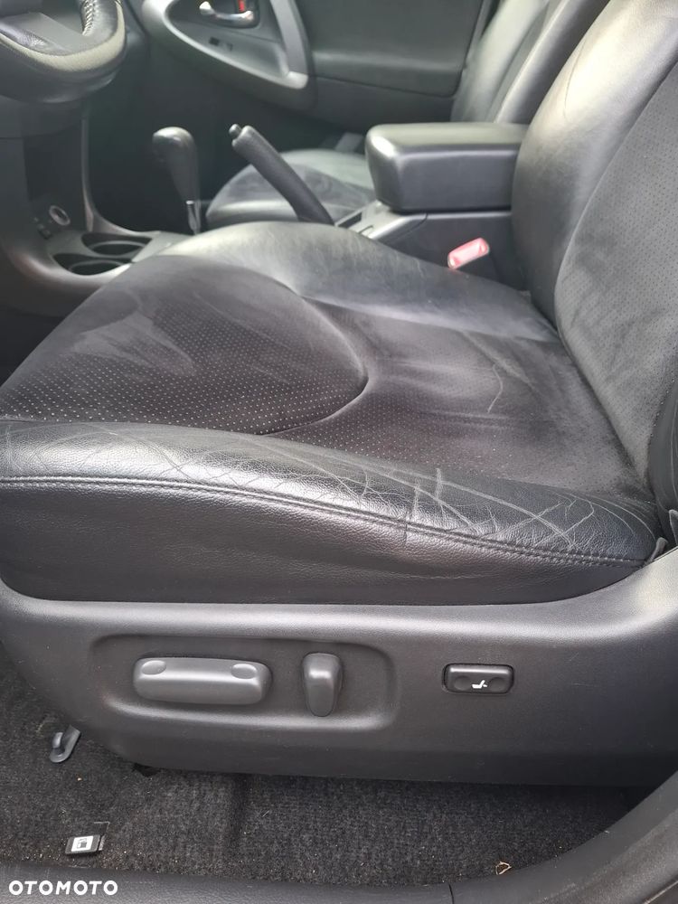 Toyota RAV4 2.0 VVT-i Prestige NAVI MS - 13