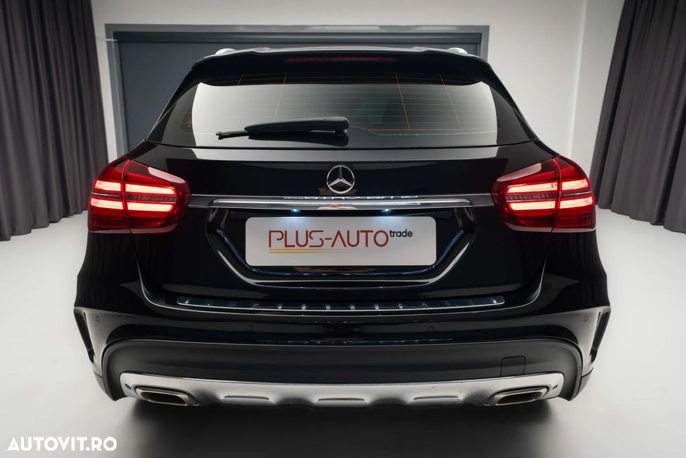 Mercedes-Benz GLA 200 7G-DCT AMG Line - 13
