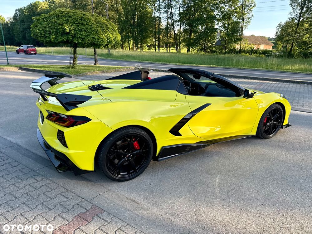Chevrolet Corvette - 9