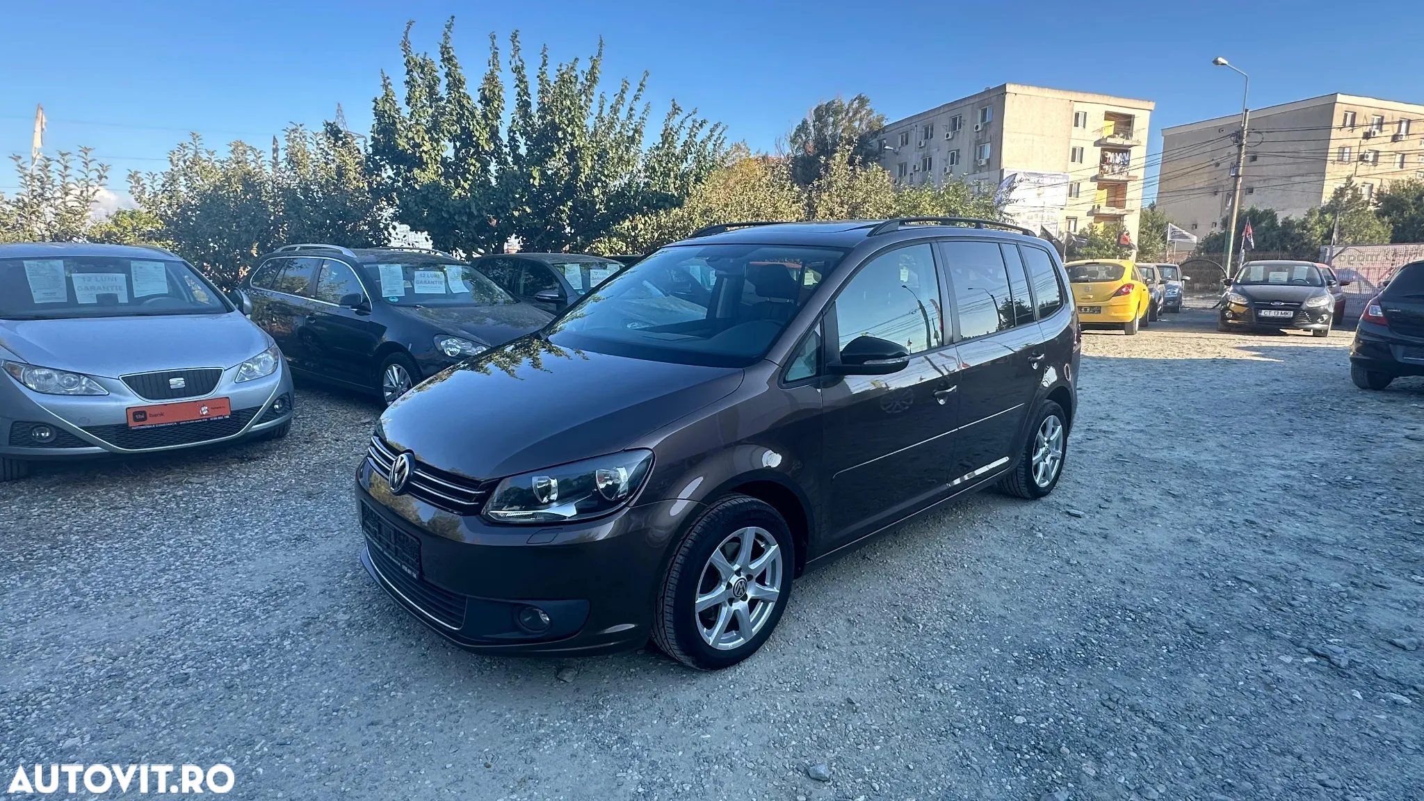 Volkswagen Touran 1.4 TSI MATCH - 9