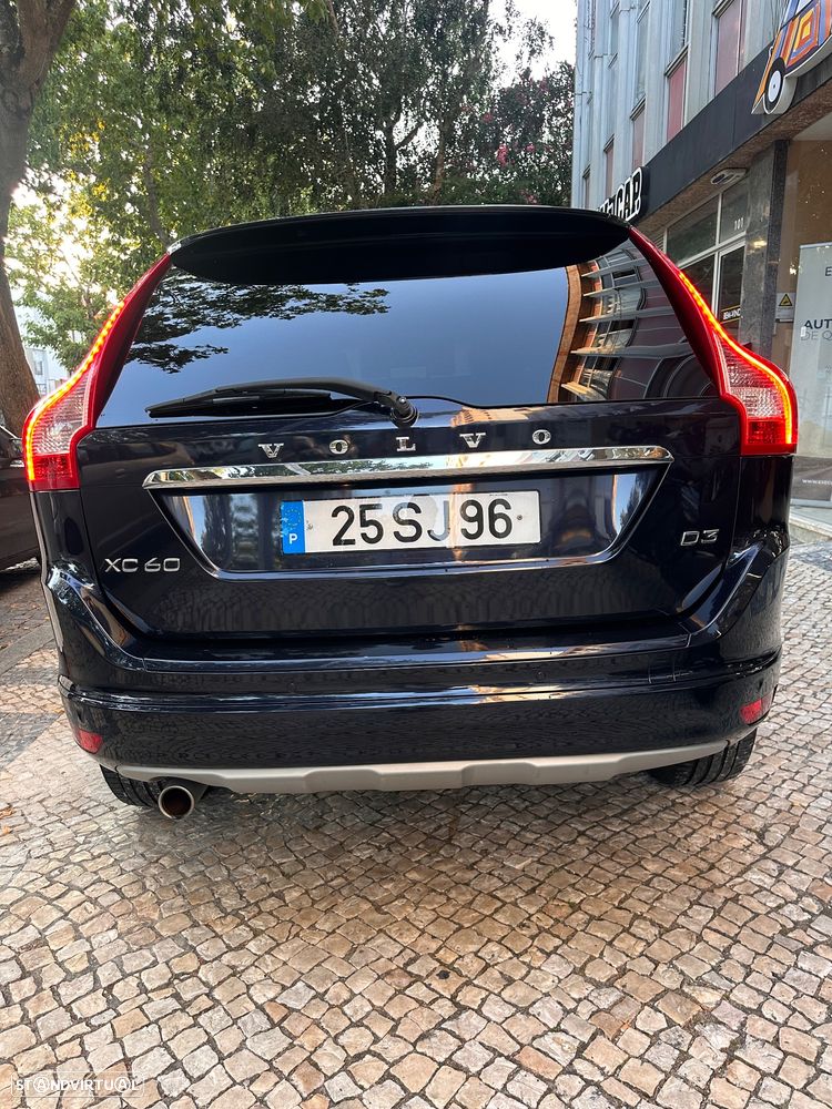 Volvo XC 60 2.0 D3 Dynamic Edition Geartronic - 8