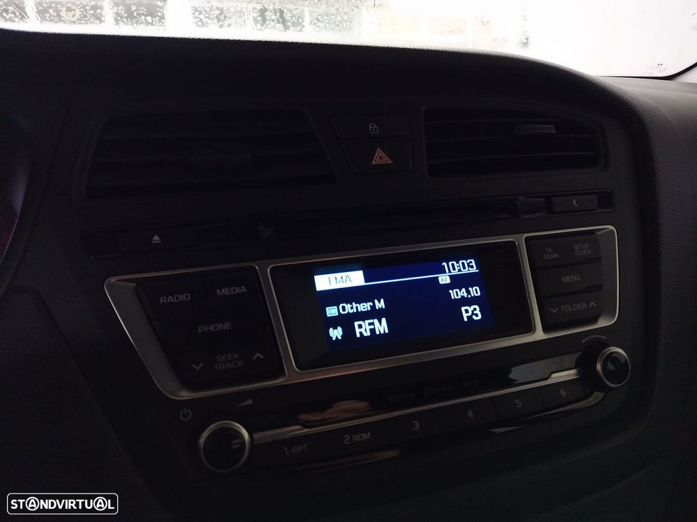 Hyundai i20 1.1 CRDi Comfort+Pack Look+JLL16 - 7