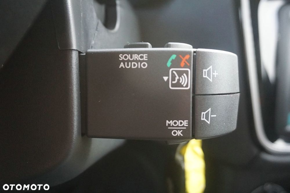 Dacia Dokker 1.6 SCe Stepway - 18