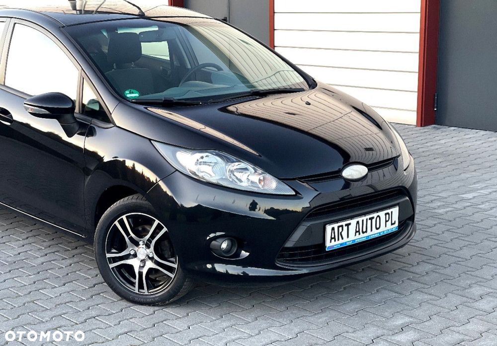 Ford Fiesta - 2