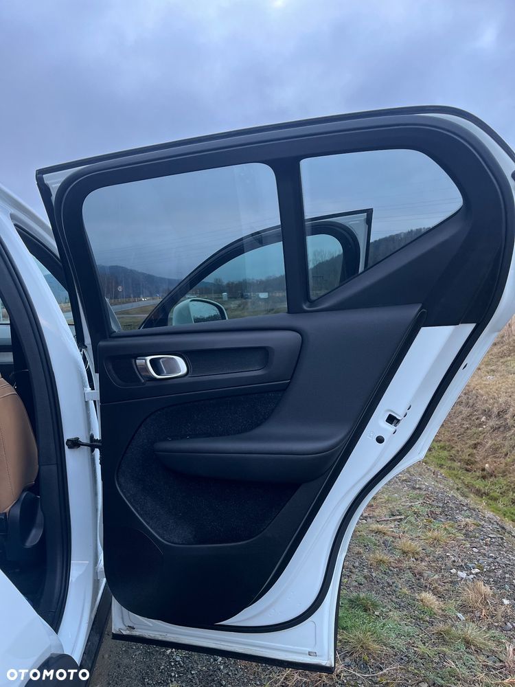 Volvo XC 40 T5 AWD Inscription - 28