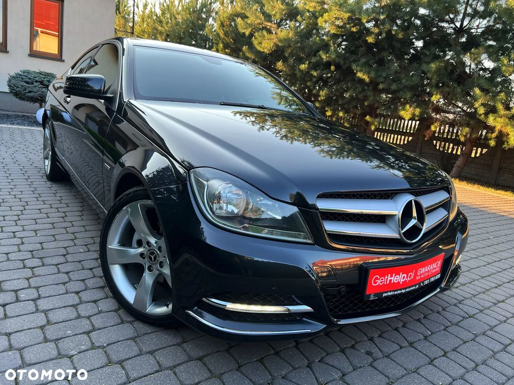 Mercedes-Benz Klasa C 180 Coupe BlueEFFICIENCY 7G-TRONIC - 13