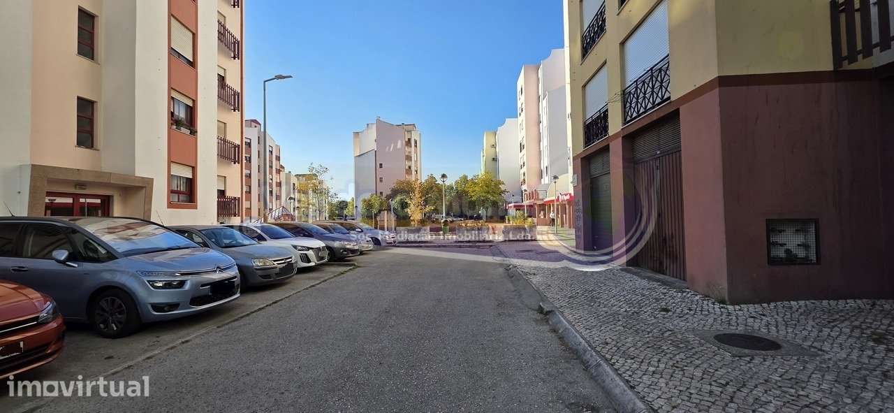 Garagem em Alverca do Ribatejo (ALV269) - Grande imagem: 3/3