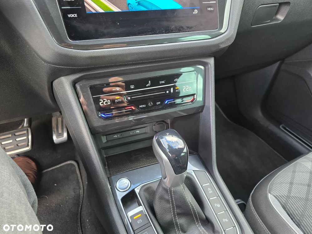 Volkswagen Tiguan 2.0 TDI R-Line Plus DSG - 40