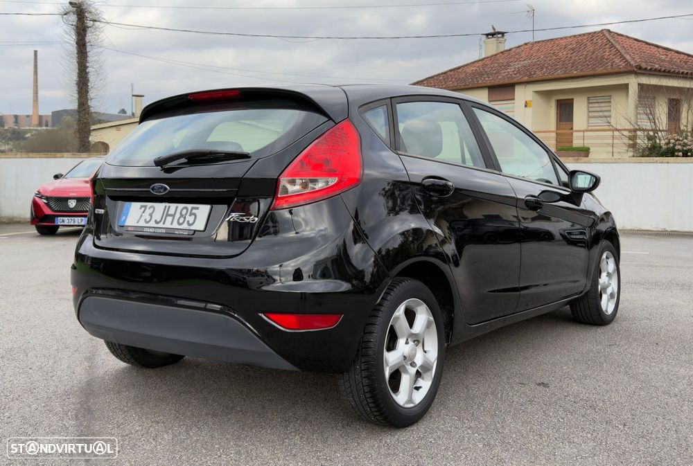 Ford Fiesta 1.4 TDCI Titanium - 4