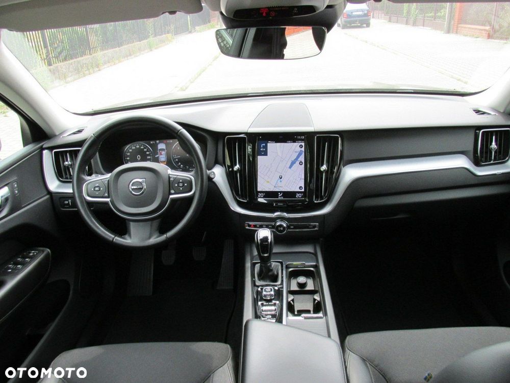 Volvo XC 60 D3 Momentum Pro - 5