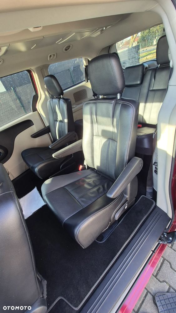 Chrysler Town & Country 3.6 Touring - 9