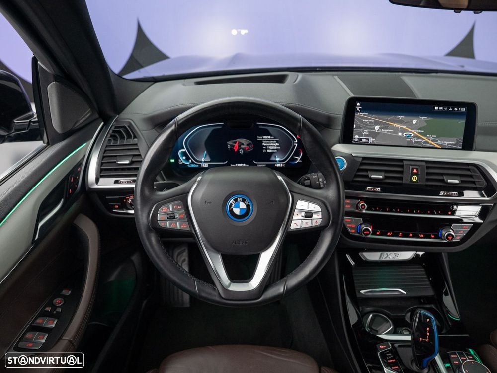 BMW iX3 Impressive - 17