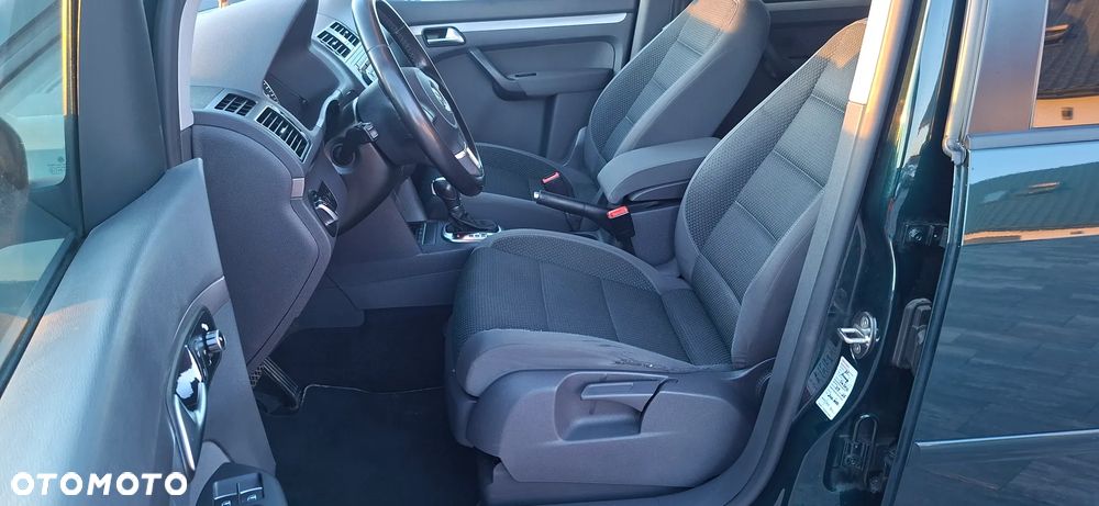 Volkswagen Touran 2.0 TDI DPF DSG Highline - 37