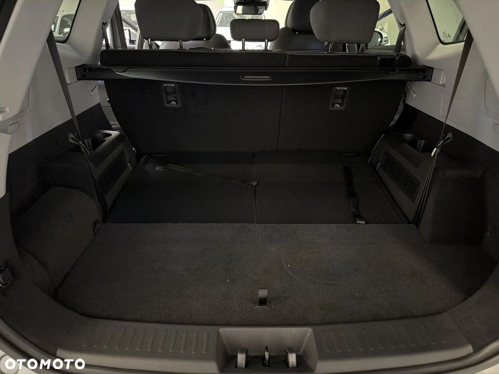 Chery Tiggo 8 1.5 T-GDI Super Hybrid Prestige DCT - 36