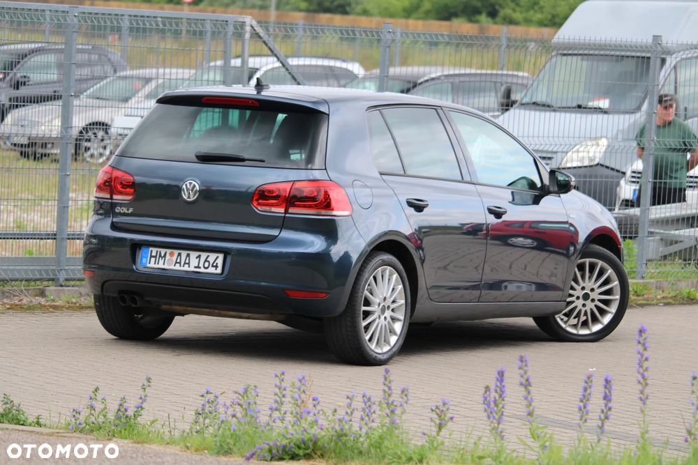Volkswagen Golf 2.0 TDI DPF MATCH - 10