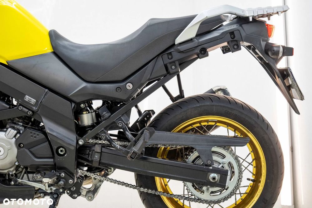 Suzuki V-STROM - 16