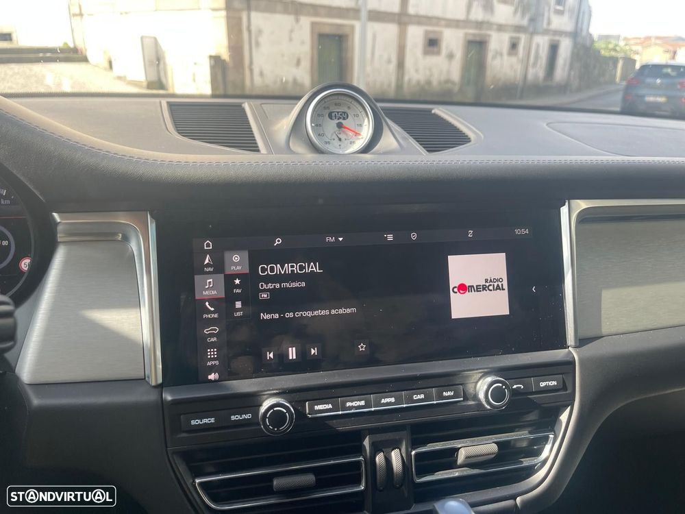 Porsche Macan Turbo PDK - 24