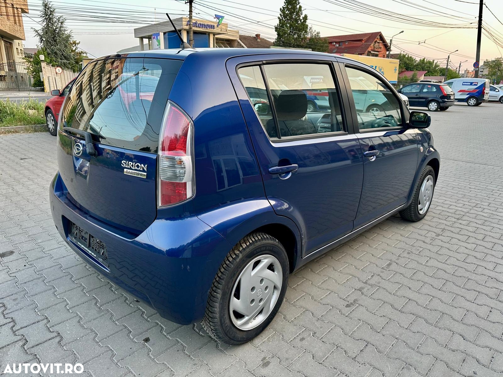 Daihatsu Sirion 1.0 CooLine - 4