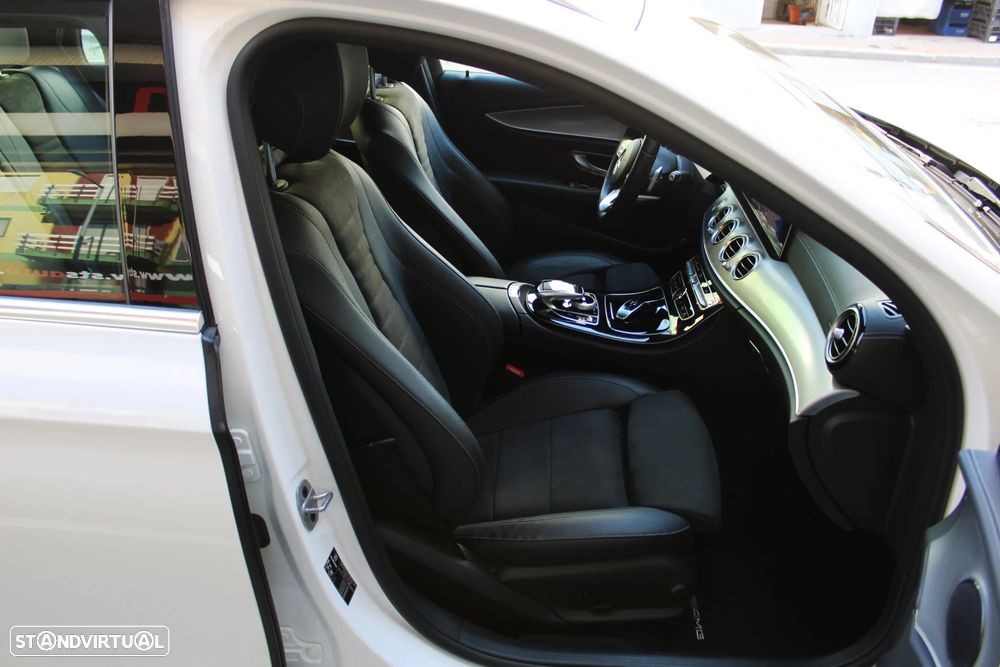 Mercedes-Benz E 300 de 4Matic 9G-TRONIC AMG Line - 32